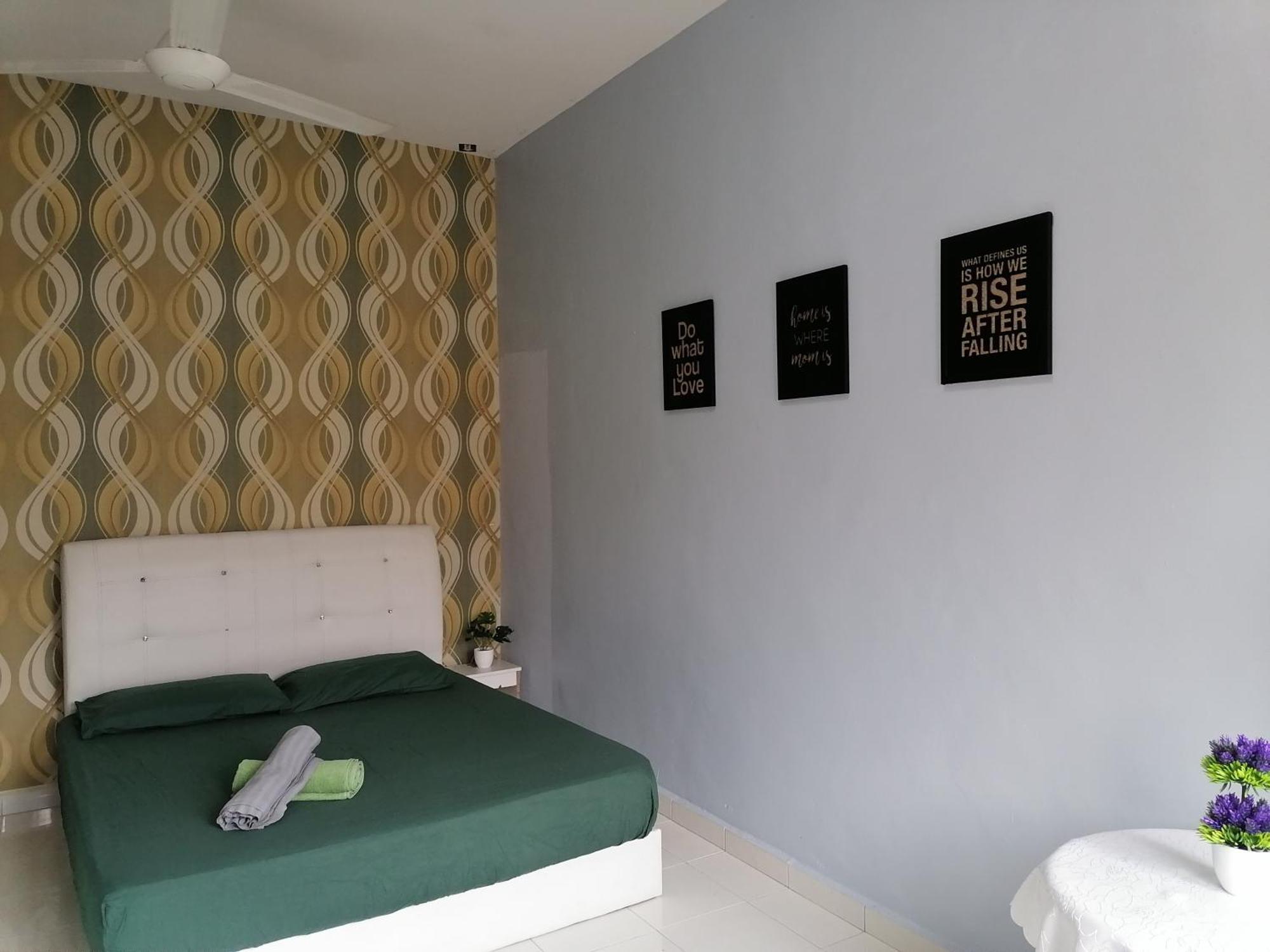 Dkamar Homestay At Desaru, Fully Aircond, Wifi, Coway, Street View 4 Min To Desaru Beach Kangkar Chemaran エクステリア 写真